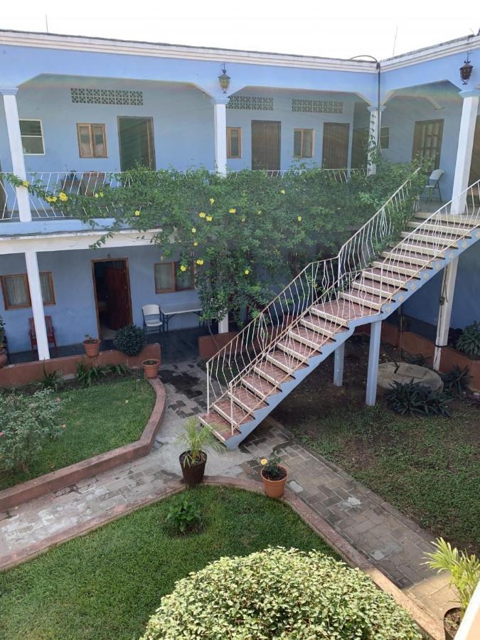 Hotel Izala San Pedro Pochutla Kültér fotó